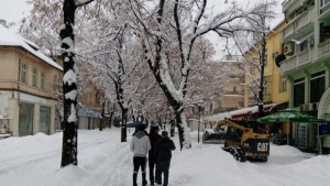 Нови 50 см на Осогово няма закъсали по републиканската пътна