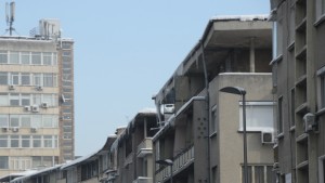 Продължават проверките за непочистени сняг и висулки от прилежащите към