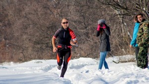 Наградиха състезатели със сланинка лютеница и домашно вино