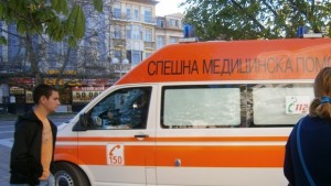В безпомощно състояние и тежко наранен откриха в дома му