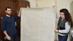 Община Ловеч реставрира 110 карти за 3000 лв