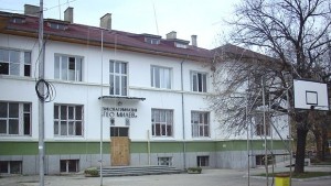 МИванова Решението за закриване на френската паралелка бе трудно и