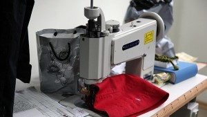 Проверки установиха десетки работници без договори