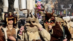 Започват маскарадните игри Сурва в Перник