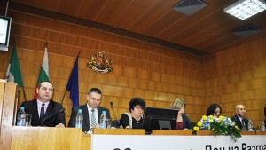 Общински съветник посвети епиграма на новия Почетен гражданин на Разград