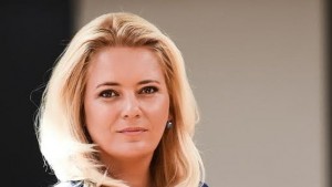 Очаквайте в Комбина Нежния глас на президента покъртителната история на