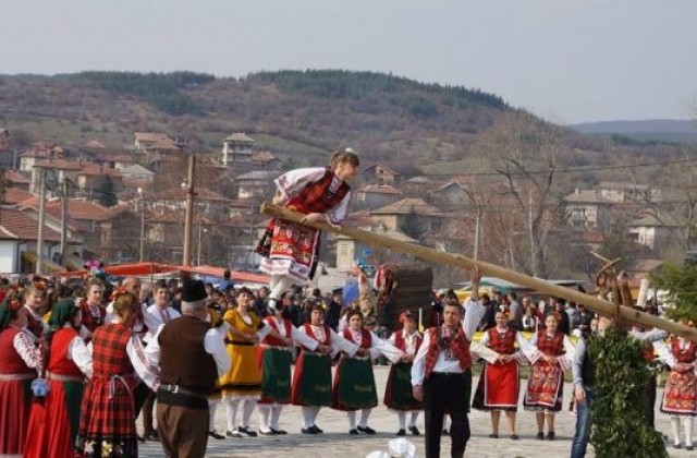 6 села представят Пазарджишко на международния фестивал „Сурва 2017“