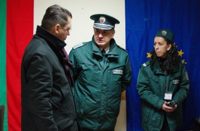 Вътрешният министър с изненадваща проверка на българо-турската граница