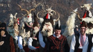 Кукери от три континента се събират на Сурва в Перник