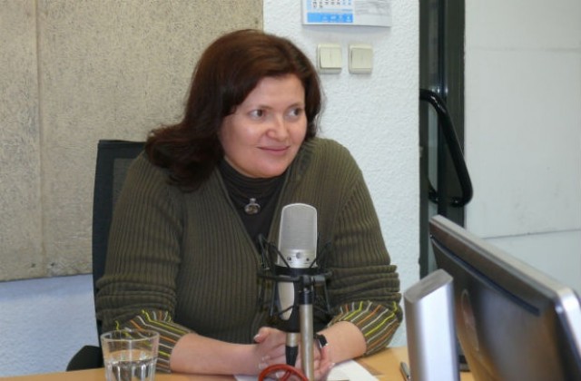 Крумова: Няма опасност от спиране на европейски средства за България