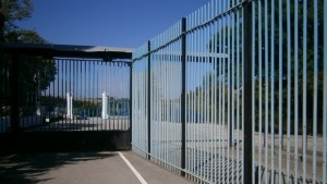 Работещите в затворите отбелязват днес професионалния си празник