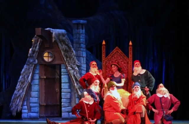 Русенската опера представя „Снежанка и седемте джуджета ”