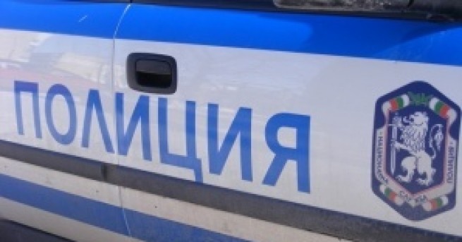 Трима непълнолетни са задържани за грабеж в сливенското село Драгоданово