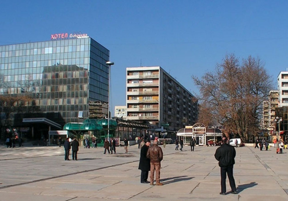 Площад Свобода в Добрич
