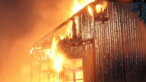 горяща барака