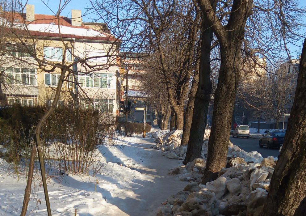 Ето как изглеждат улиците "Сан Стефано" и "Кирил и Методий" в Добрич