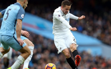 Инфарктен мач в Манчестър, Сити ликува