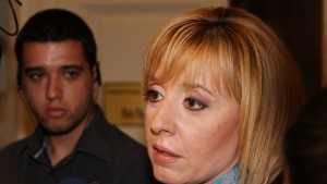 Мая Манолова