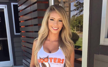 facebook.com/hooters/