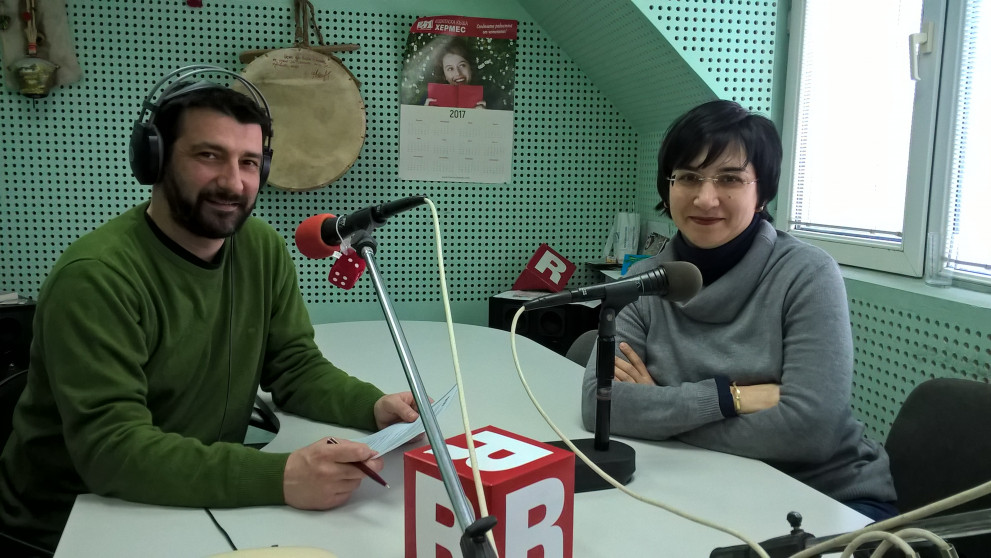 Заедно с Анет Артинян в студиото на Дарик радио - Пловдив.