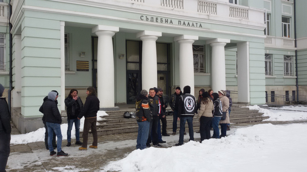 Шуменските рокери подкрепиха колегите си от Русе