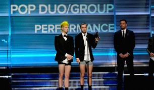 Момчетата без панталони на наградите "Грами" и още...