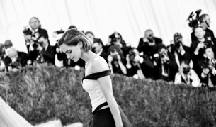 Ема Уотсън e "Жена на годината" на списание "Ел"