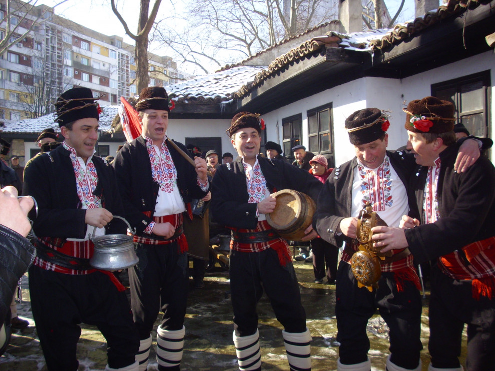 В Стария Добрич се провежда традиционния ритуал по зарязване на лозата, архив