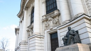 Софийски университет