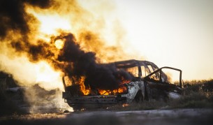 Вандали палят коли в цяла София