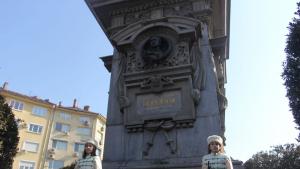 Васил Левски паметник