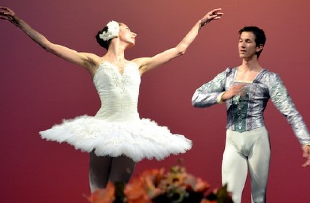 Операта представя балета "Спящата красавица"