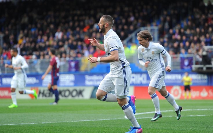 Реал се завърна към победите