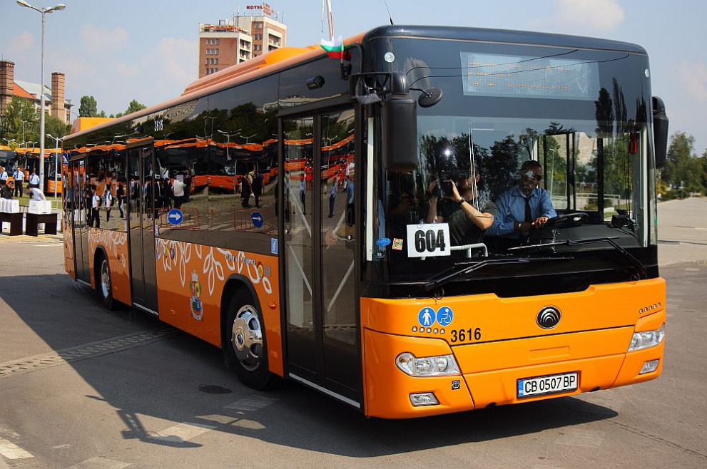 Автобусите от Китай пристигнаха през лятото на миналата година