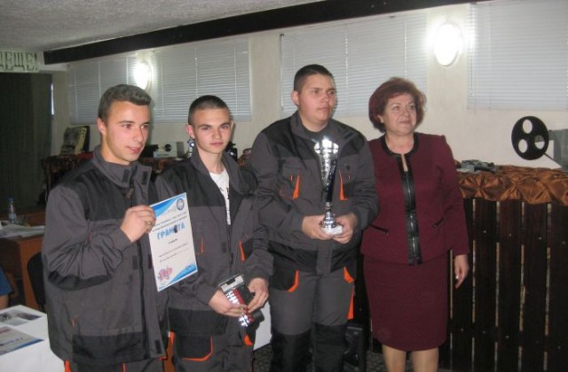 Учениците от Гоце Делчев се представиха отличон на състезание по движение на пътищата