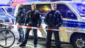 Германия гара полиция