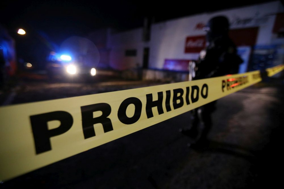 Шестима полицаи бяха убити вчера при въоръжено нападение в Северно
