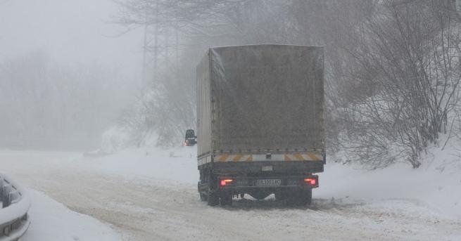 От Агенция Пътна инфраструктура предупреждават за влошаване на времето през