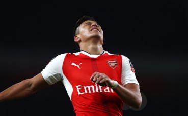 Атлетико Мадрид се включва в наддаването за Алексис Санчес