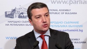 Драгомир Стойнев