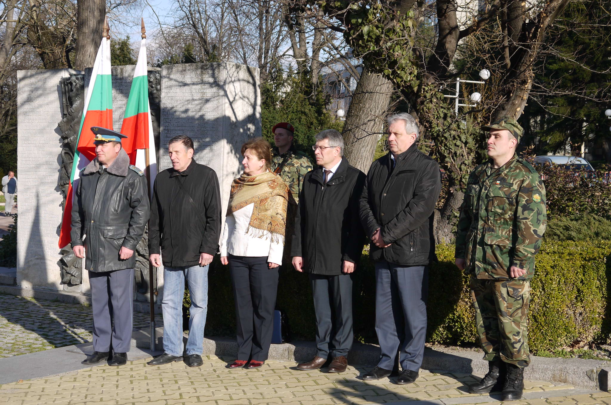 Шумен се преклони пред подвига на хилядите български войни, участвали в една от най-тежките стратегически маневри във Втората световна война - Дравската операция.