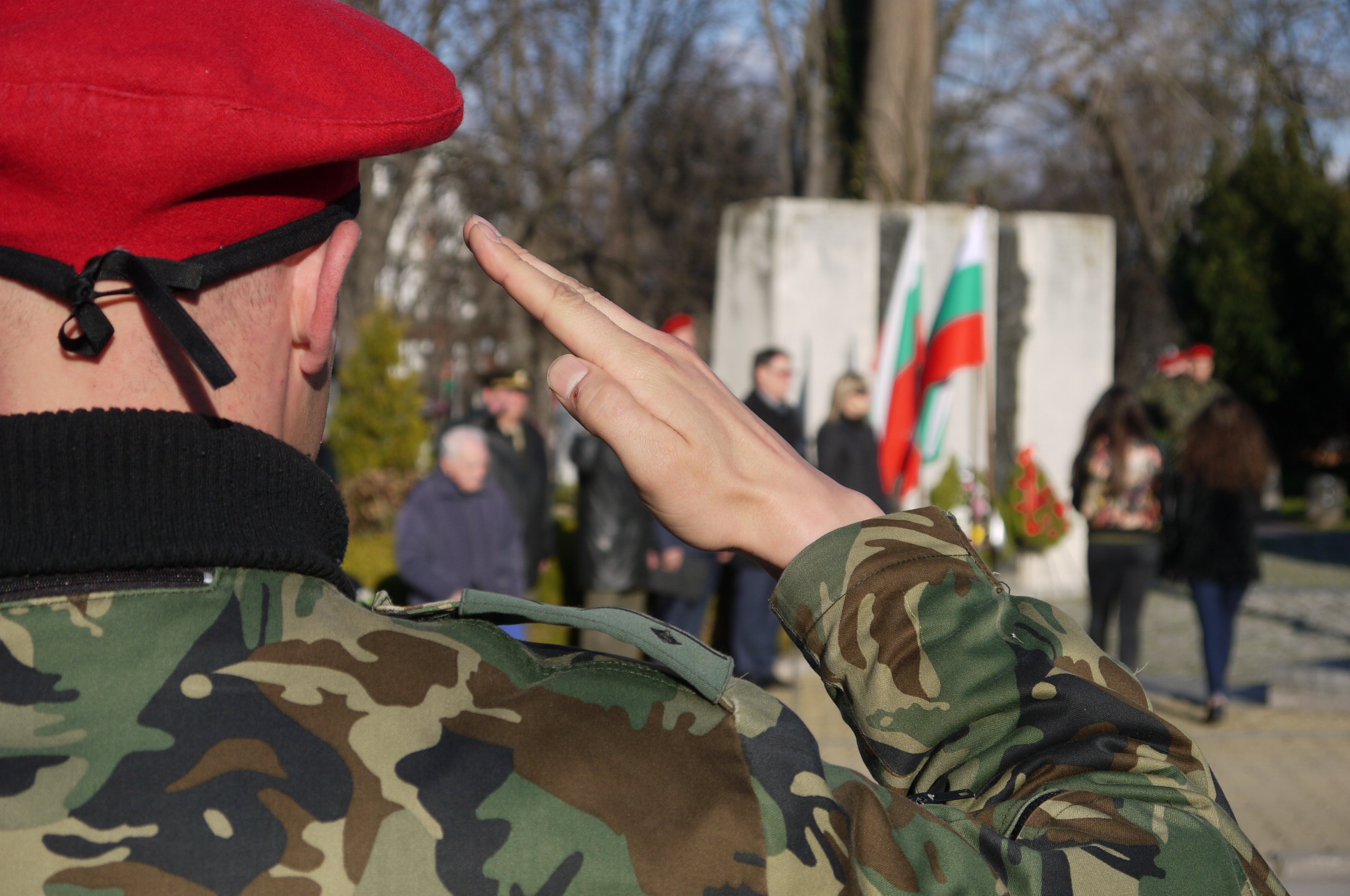 Шумен се преклони пред подвига на хилядите български войни, участвали в една от най-тежките стратегически маневри във Втората световна война - Дравската операция.