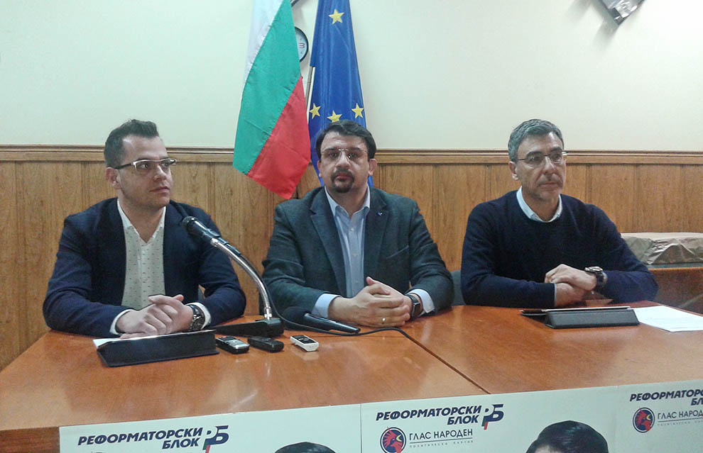 Даниел Вълчев, Настимир Ананиев и кметът Йордан Йорданов се срещнаха с добричлии