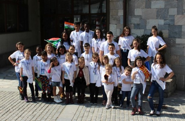 Деца от цял свят се насладиха на красотите на Банско