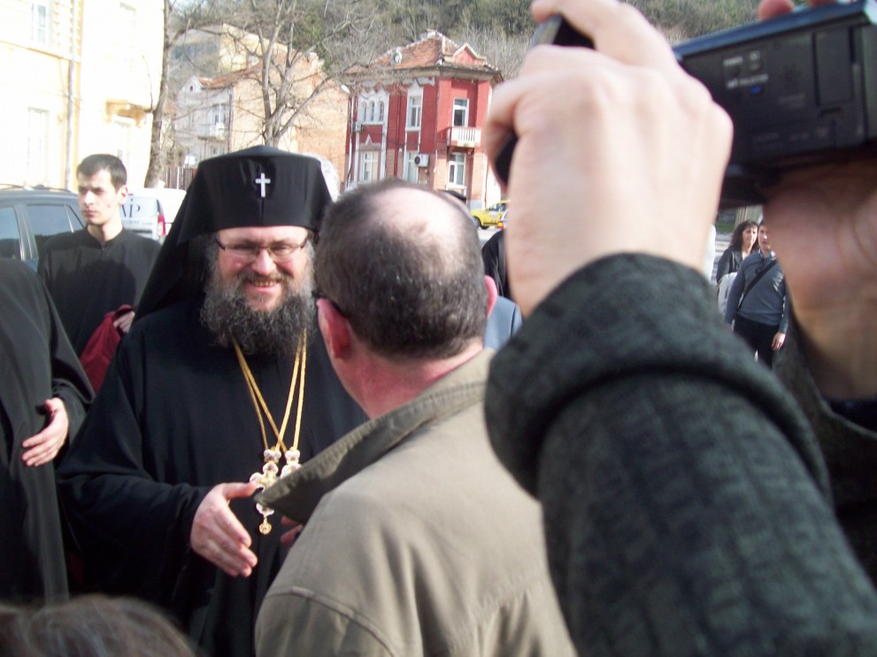 Посрещането на новия врачански митрополит Григорий във Враца.