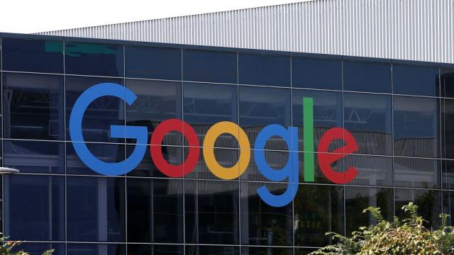 Смартфон без дисплей и други тайни проекти на Google (ВИДЕО)