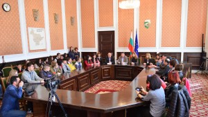 деца посетиха община Сливен