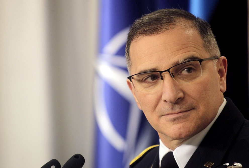 Командващият силите на НАТО в Европа американски генерал Къртис Скапароти