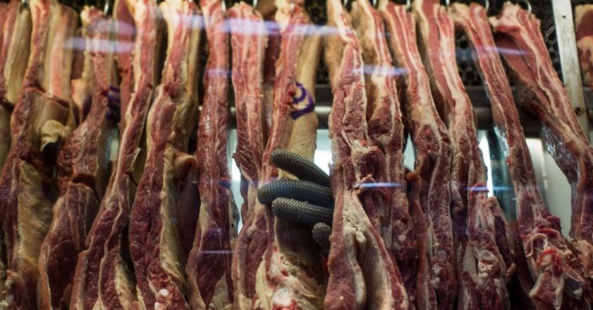 Проверяват голямо месопреработвателно предприятие в Пловдив съобщи за директорът на