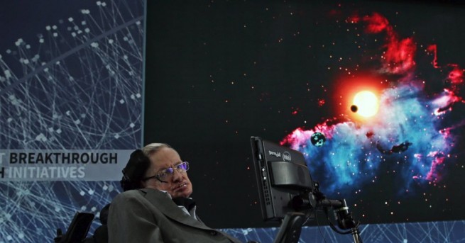 Английският физик теоретик Стивън Хокинг така и не беше удостоен приживе